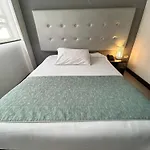 Aw Hotel Serenity Ferial