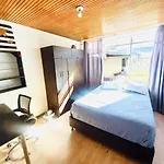 Apartamento Y Habitaciones Embajada De Mexico