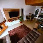 Apartamento Independiente Y Confortable, Capacidad 6 Personas