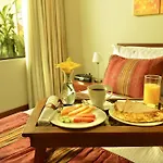 Cm Suite