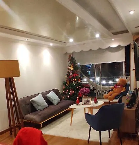 Comoda y acogedora habitación en apto compartido