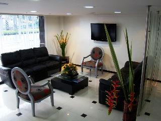 Arena Plaza
