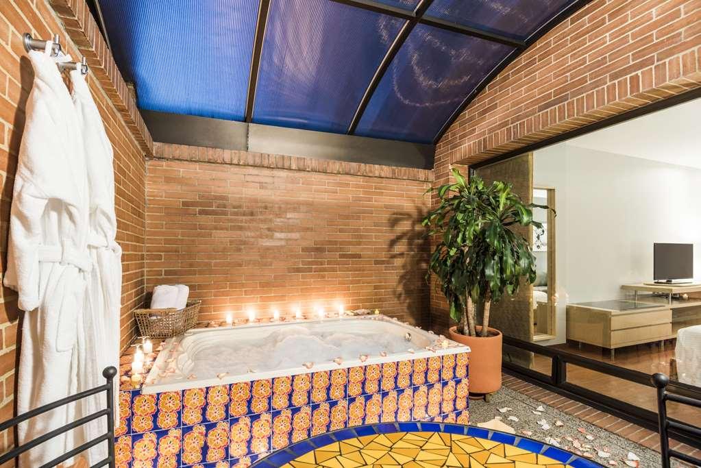 Hotel Doubletree By Hilton - Calle 100 4*