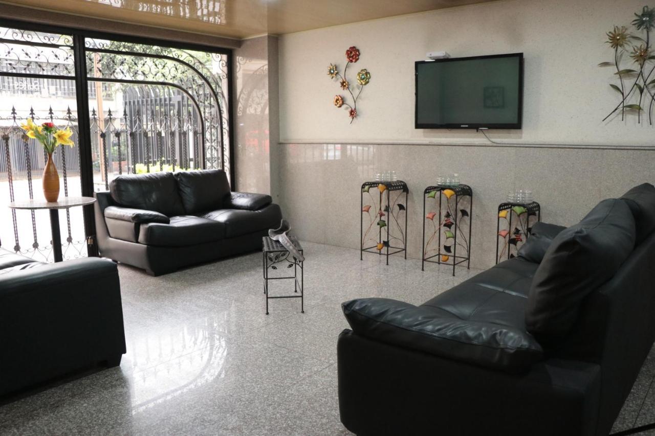 Park Way Hotel 3*