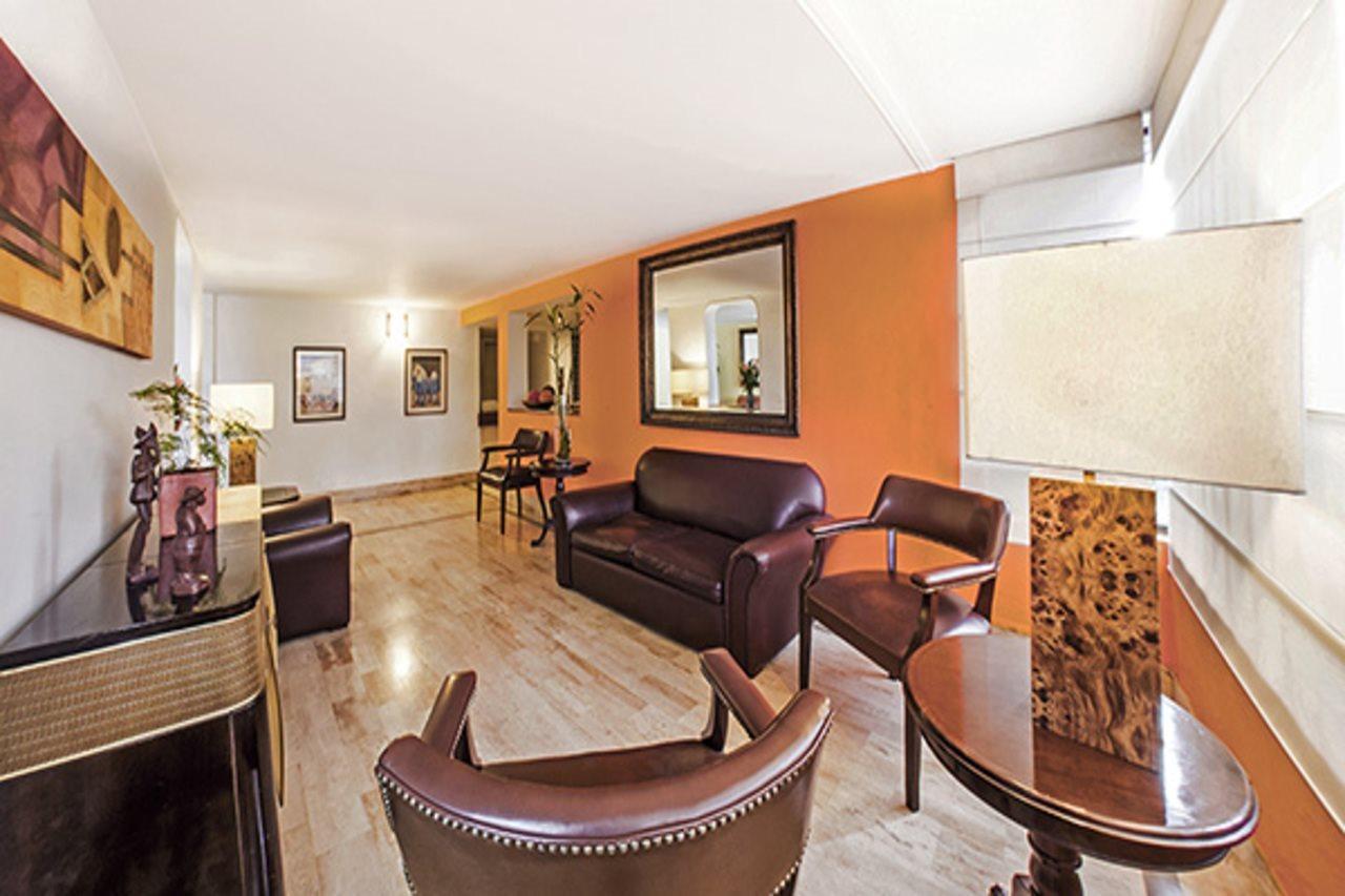 Hotel Excelsior 3*