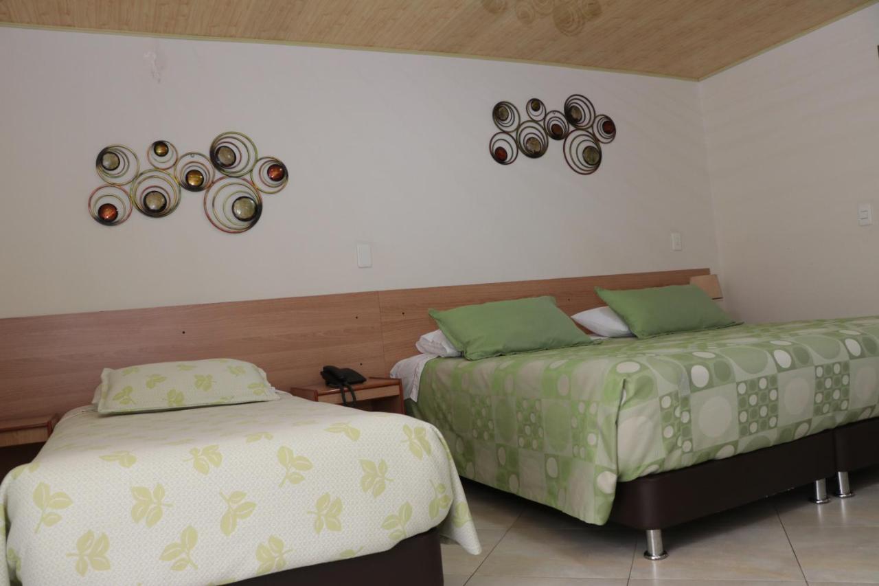 Park Way Hotel 3*