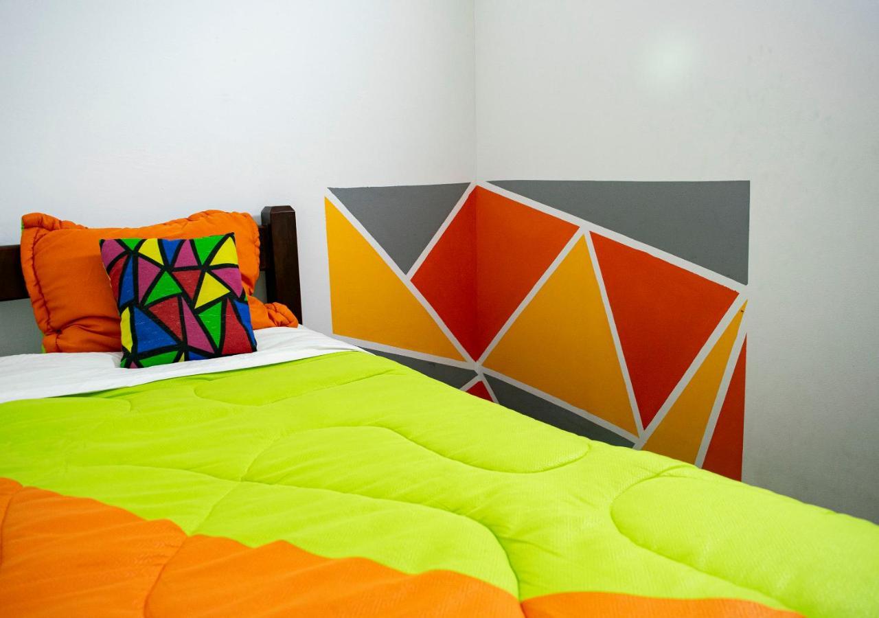 Onde Pepe Candelos Hostal *