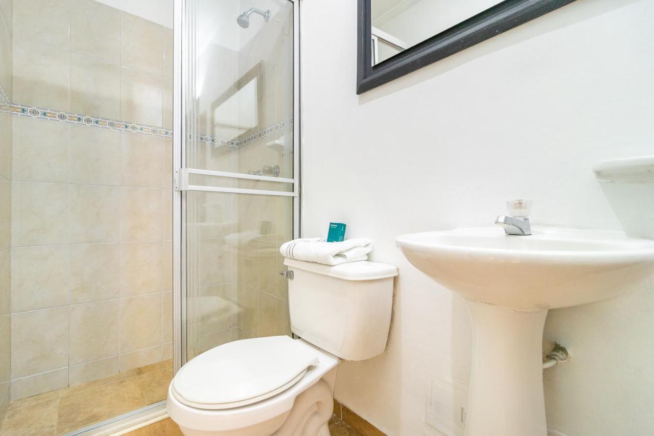 Hotel Ayenda Palermo Plaza 4*
