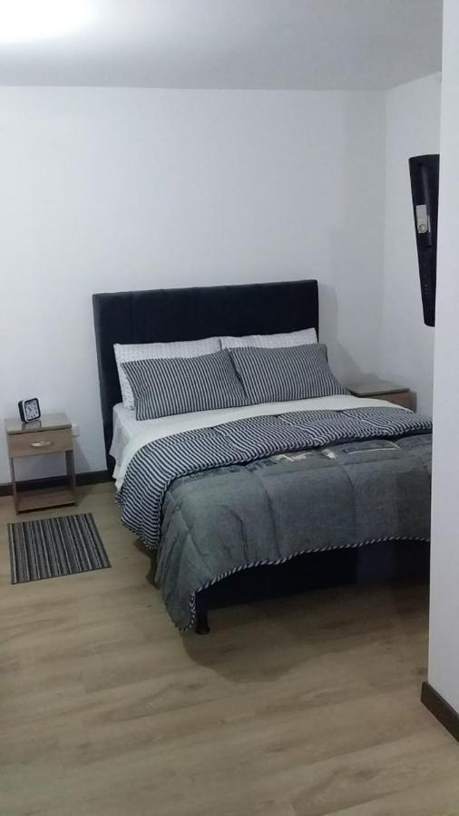 Nuevo Y Moderno Apartestudio Totalmente Amoblado Excelente Iluminación