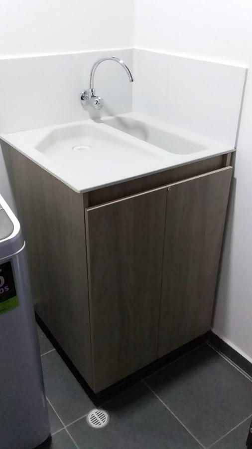 Apartamento Nuevo Y Moderno Apartestudio Totalmente Amoblado Excelente Iluminación