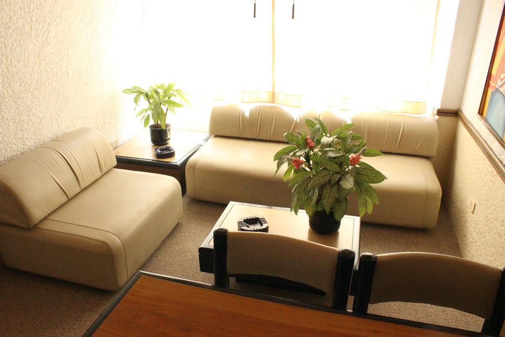 Apartahotel Real 85