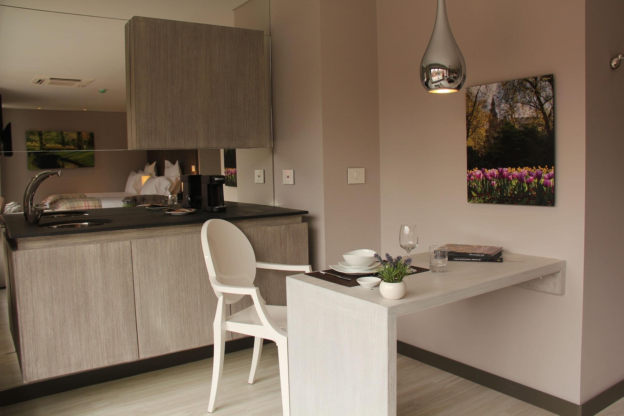 Cityflats Hotel 4*