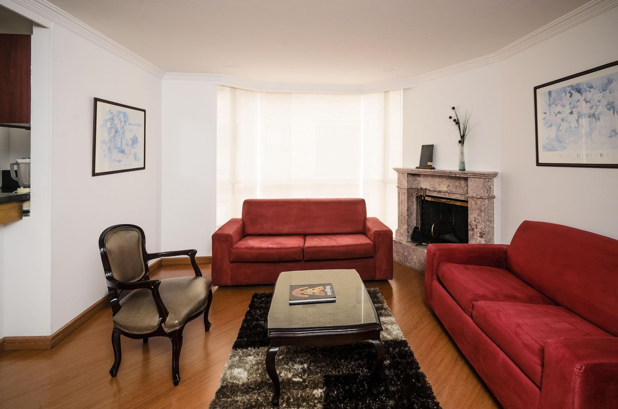 Apartahotel Travelers Fontana Plaza 4*