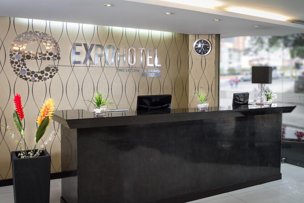 Hotel Expo Parque Bavaria 3*