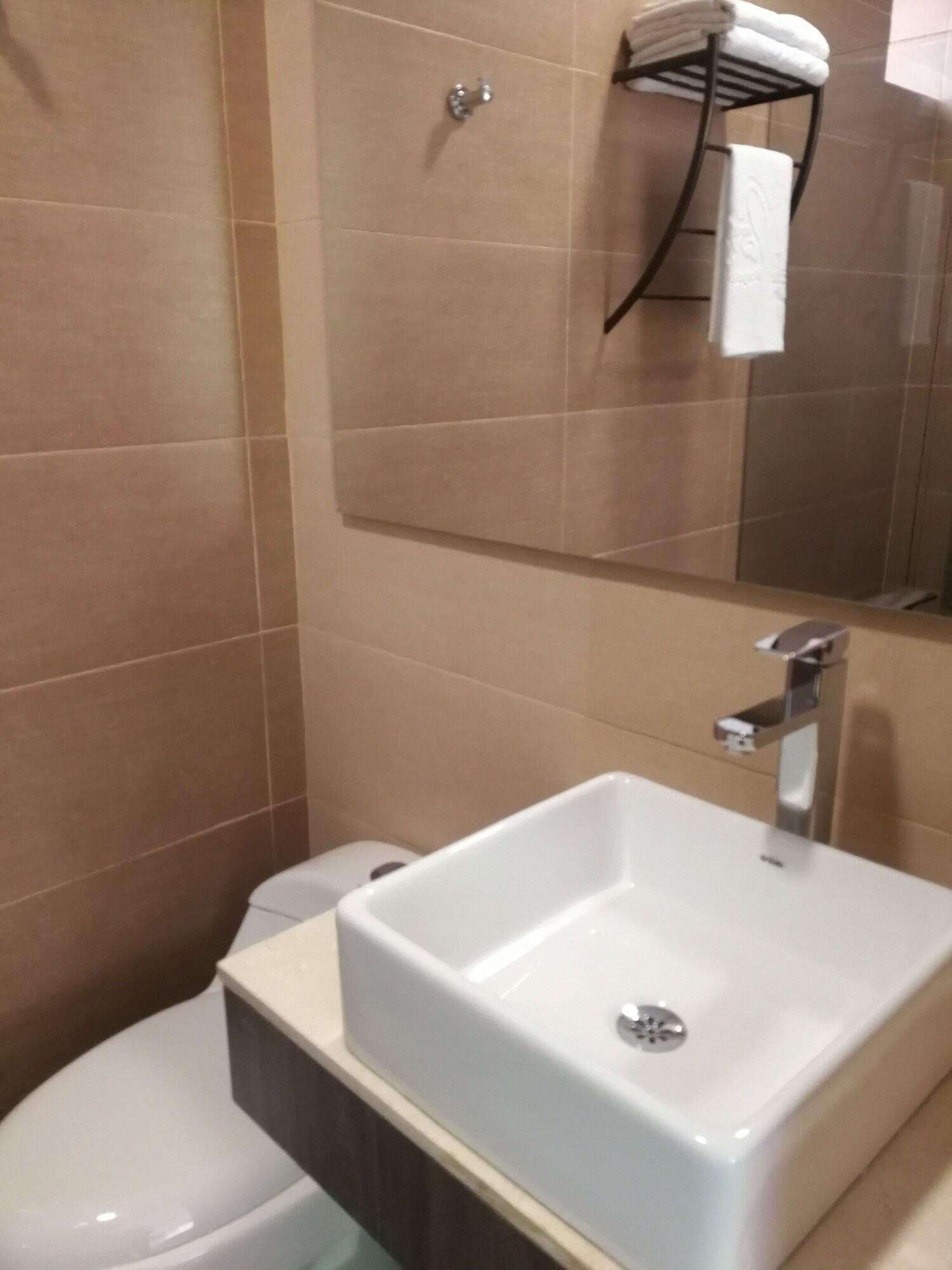 Paris Hotel 3*