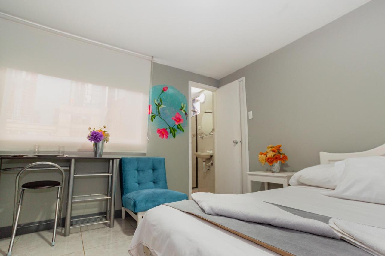 Apartasuites & Teusaquillo Hotel 3*