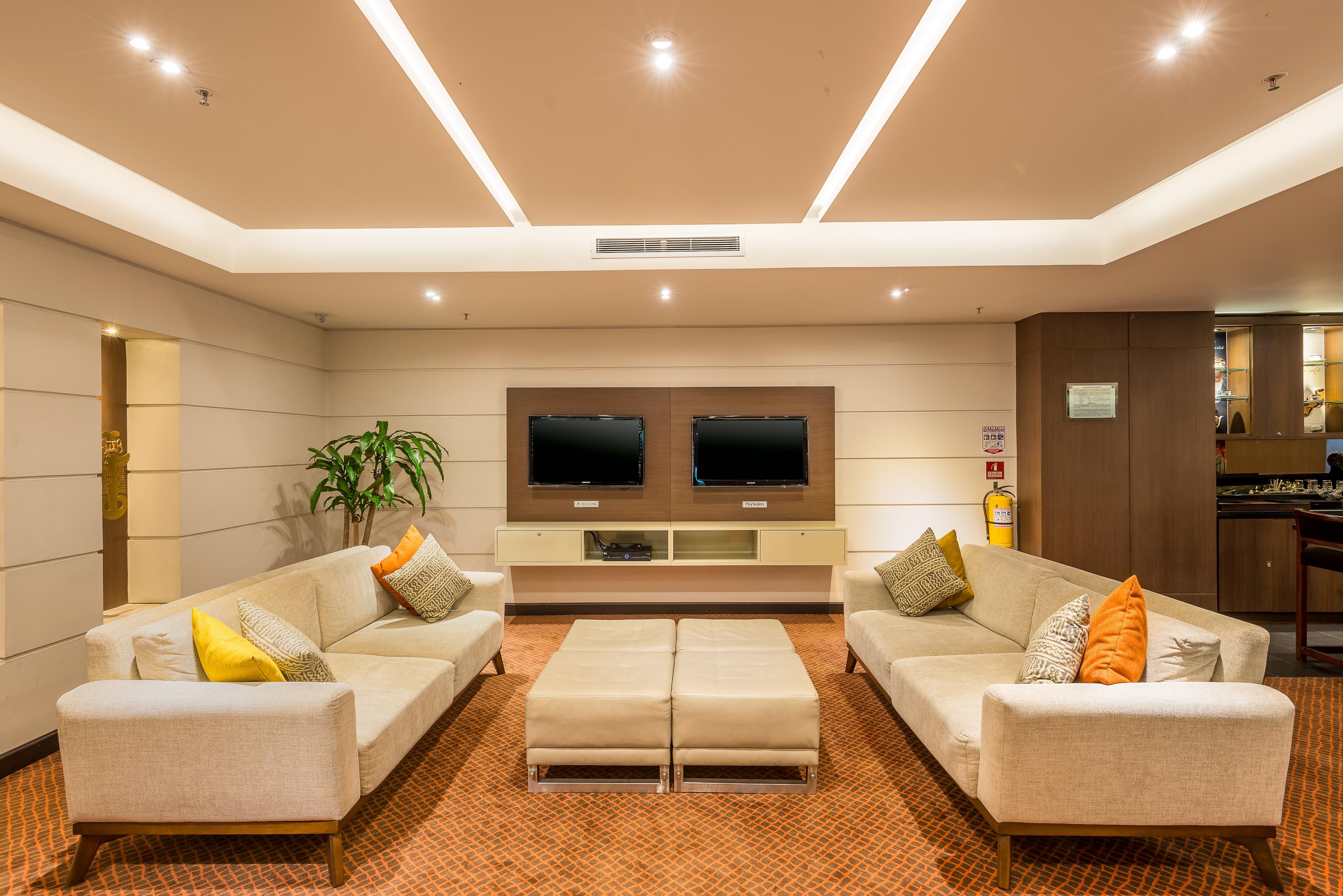 Dann Carlton Hotel 5*