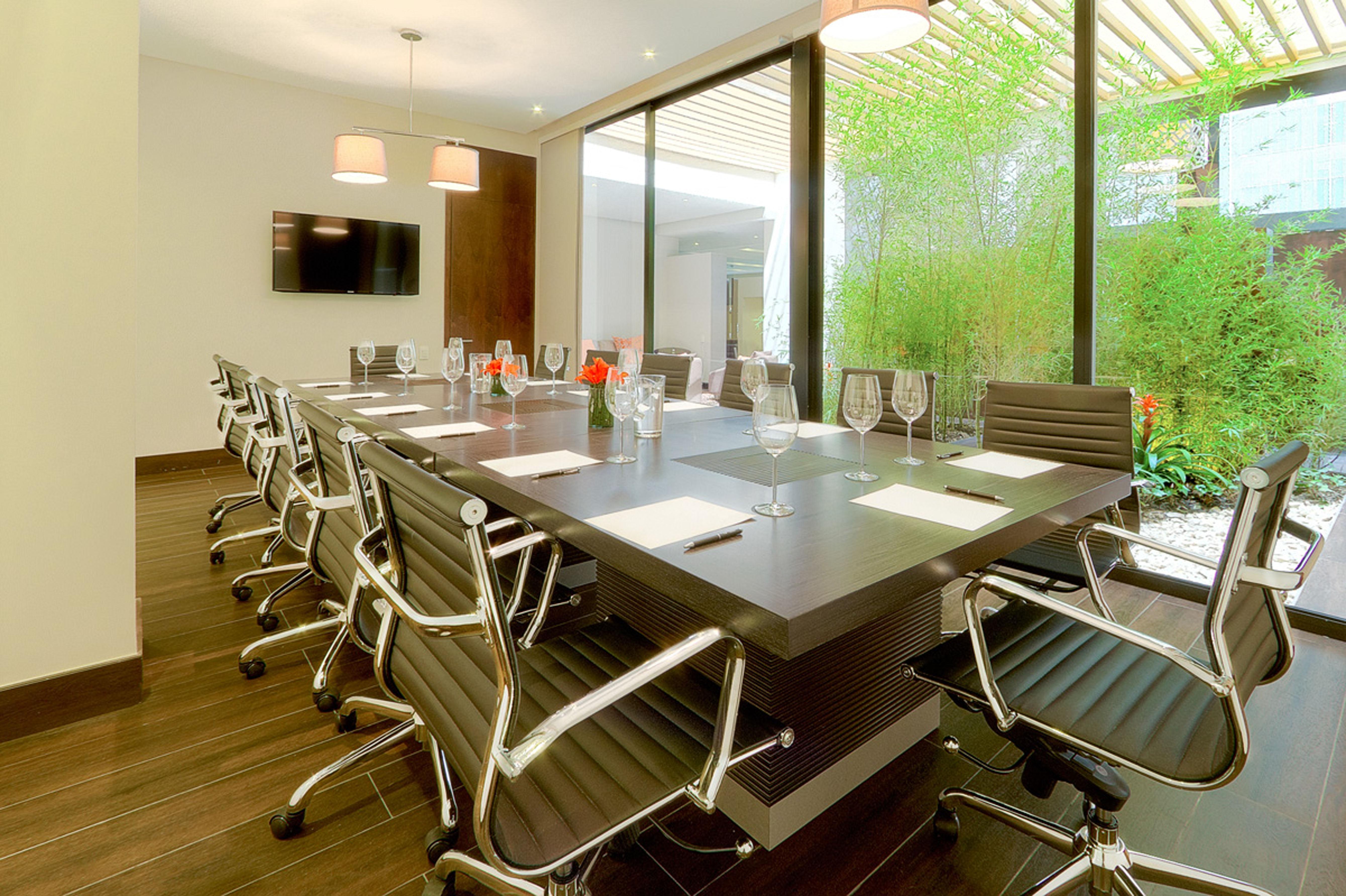 93 Luxury Suites&residences 5* Bogotá