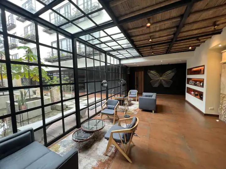 R2 - Moderno Loft En La Historica Candelaria Bogotá