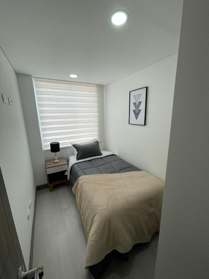 Magnifico Y Confortable Amoblado # 303 Apartamento