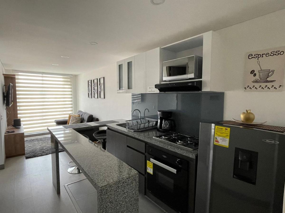 Magnifico Y Confortable Amoblado # 303 Apartamento