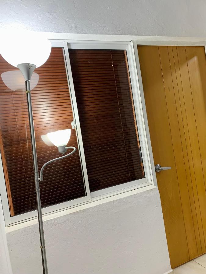 Habitación Cercana Al Aeropuerto Pensión