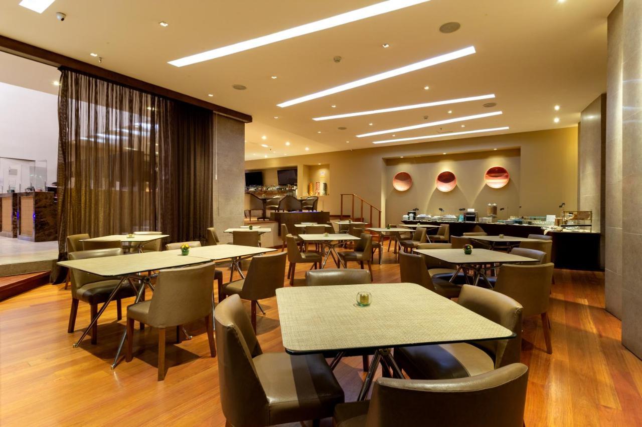 Hotel Rosales Plaza 4*
