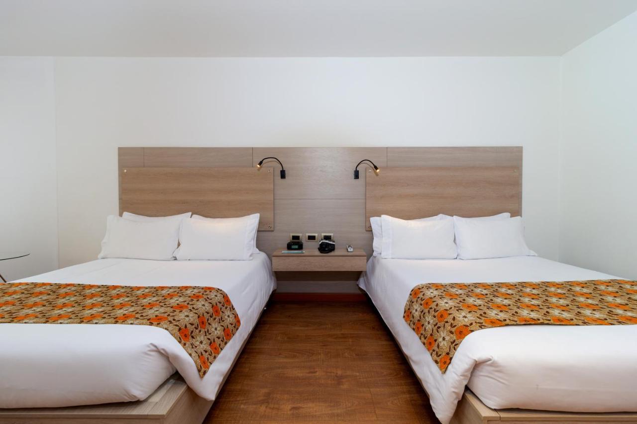 Rosales Plaza 4*
