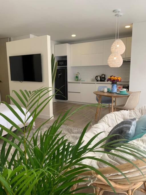Luxury En Parque Virrey Apartamento *