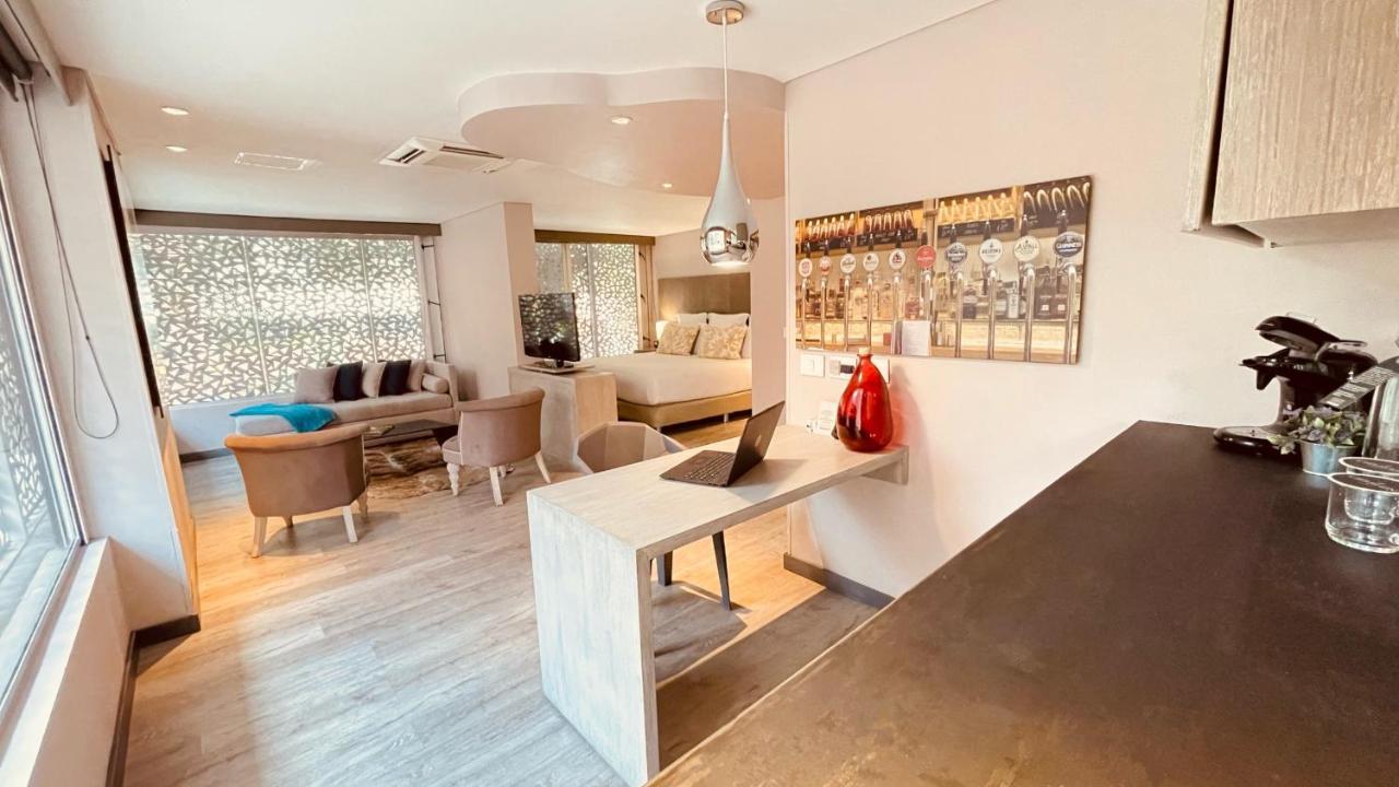 Hotel Cityflats 4*