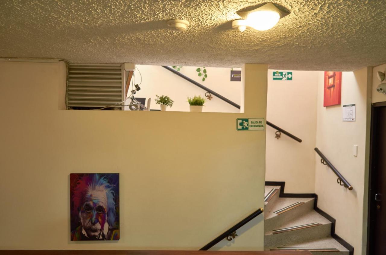 Hotel Alojate In Bogotá