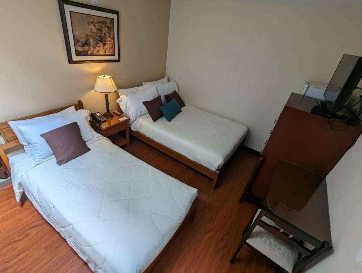 Hotel Ayenda La Sabana 3*