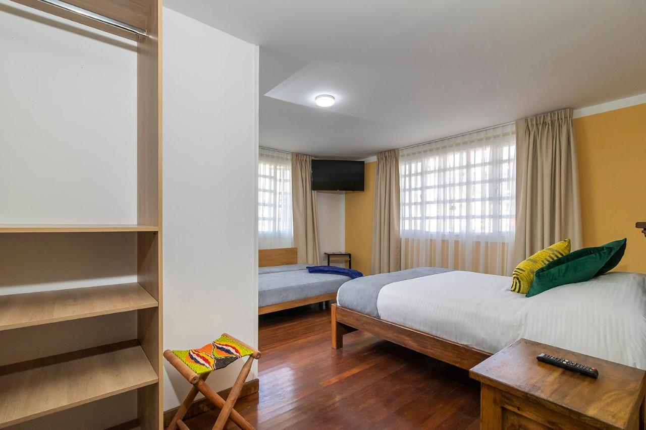 Bed and breakfast Corazon Del Molino Corferias Bogota- Embajada Americana *