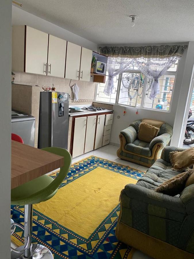 Apartamento Acogedor Pequeno E Independiente Bogotá