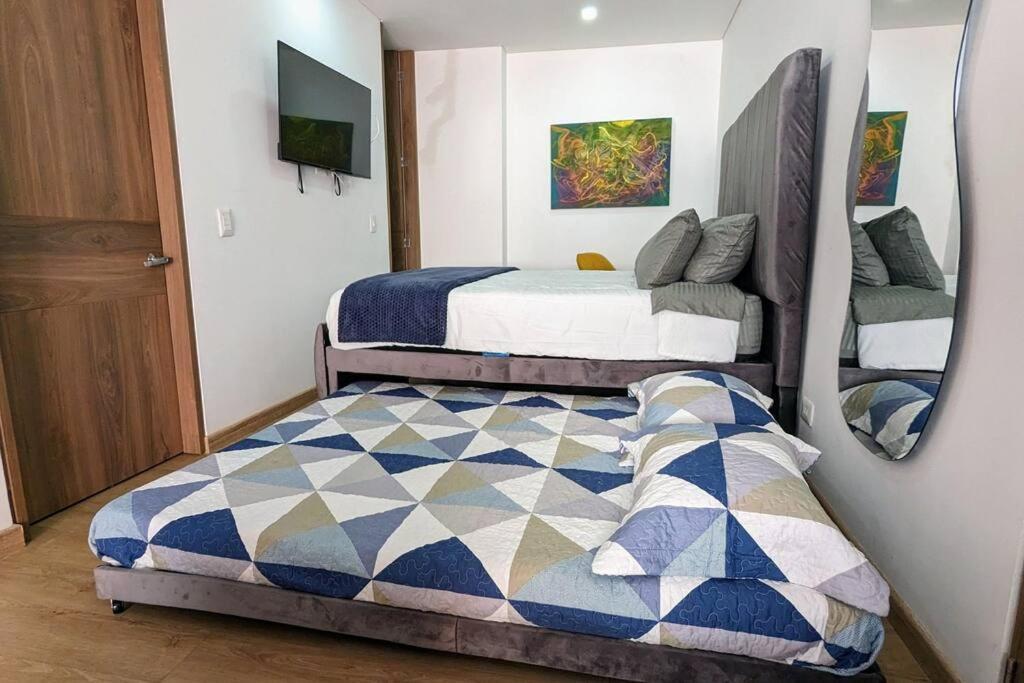 Hermoso Loft En Unicentro, Batan, Clinica Reina Sofia! Apartamento