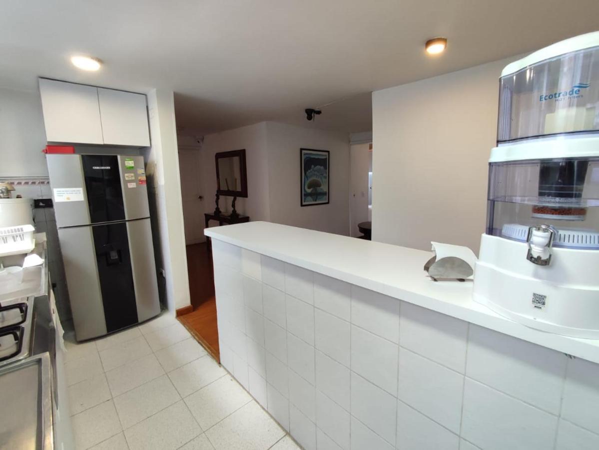 Unicentro Baño Y Balcón Privado Independiente Habitación en casa particular