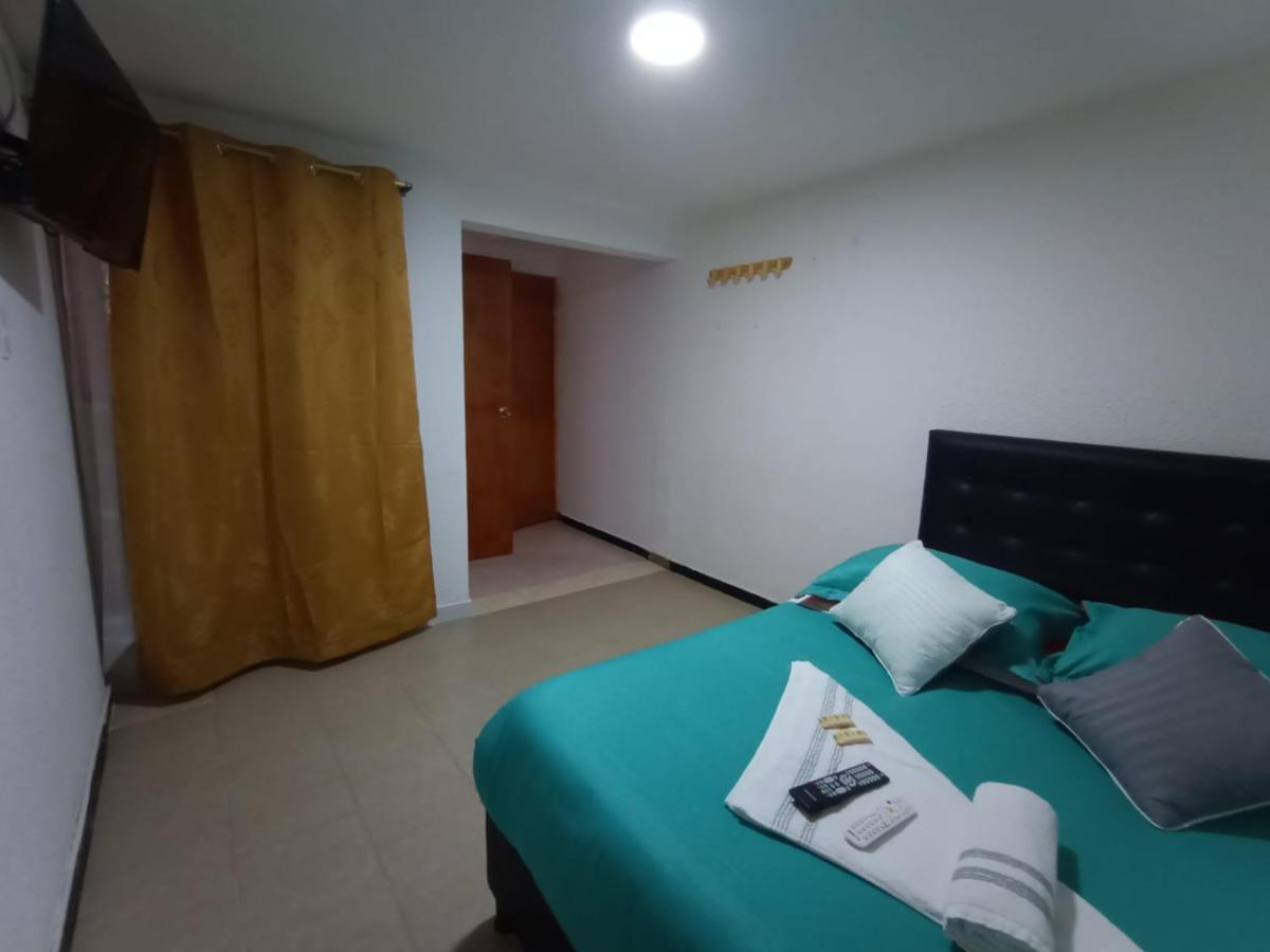 Airport Dorado Hotel *