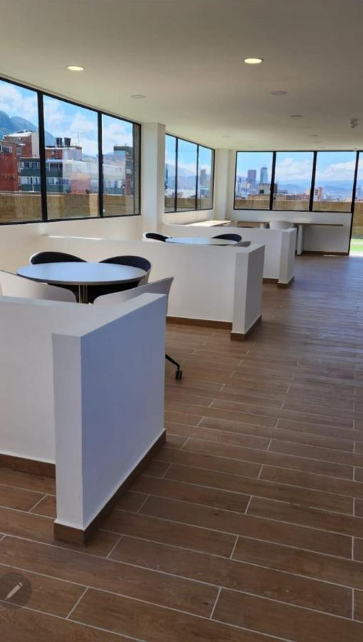 Apartamento Con Piscina *