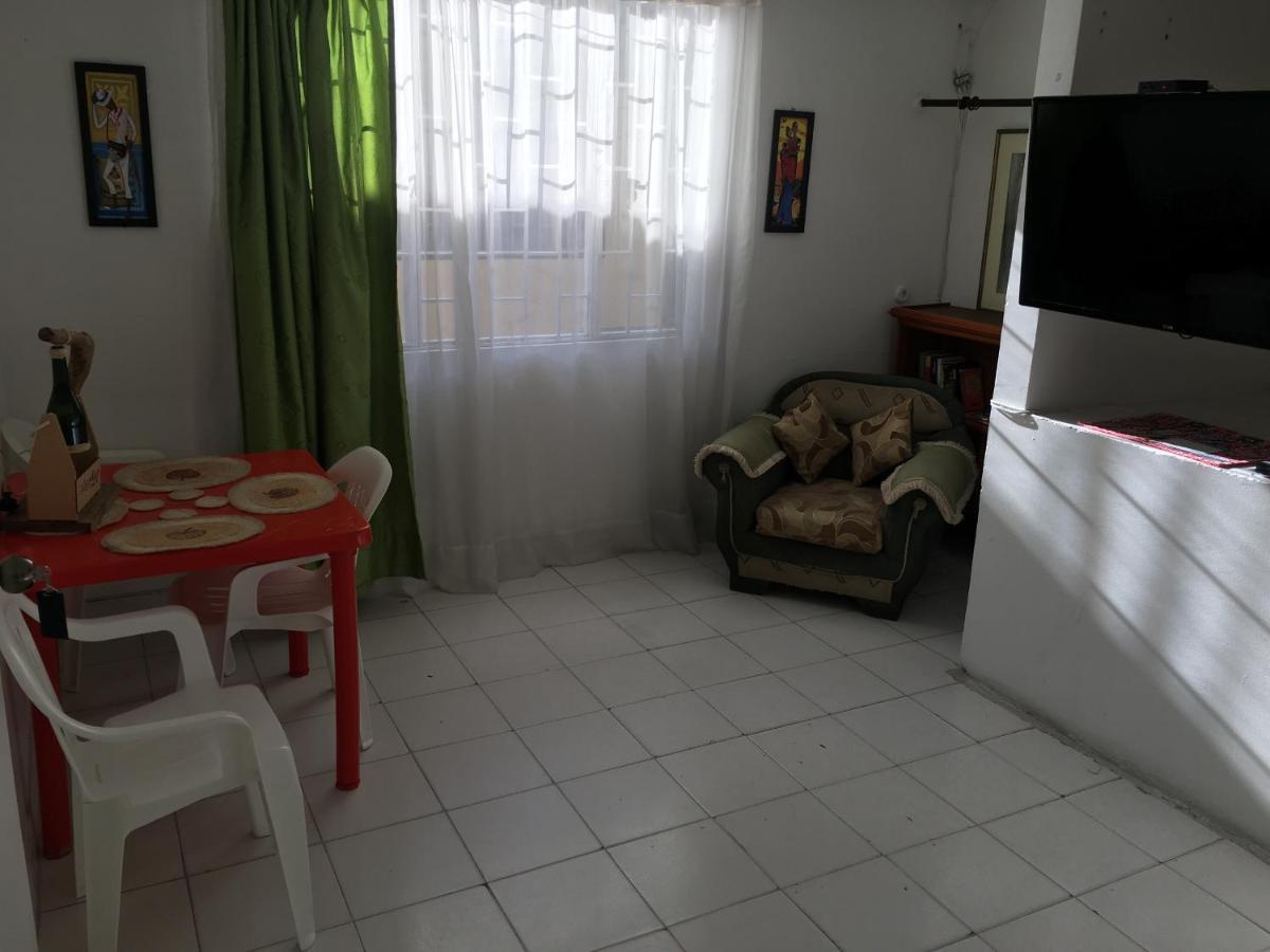 Habitación en casa particular Dorado Airport Rooms&apartments *