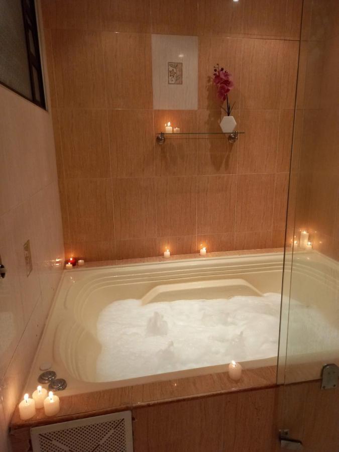 Gran Habitacion/jacuzzi/nor-occidente Habitación en casa particular Bogotá