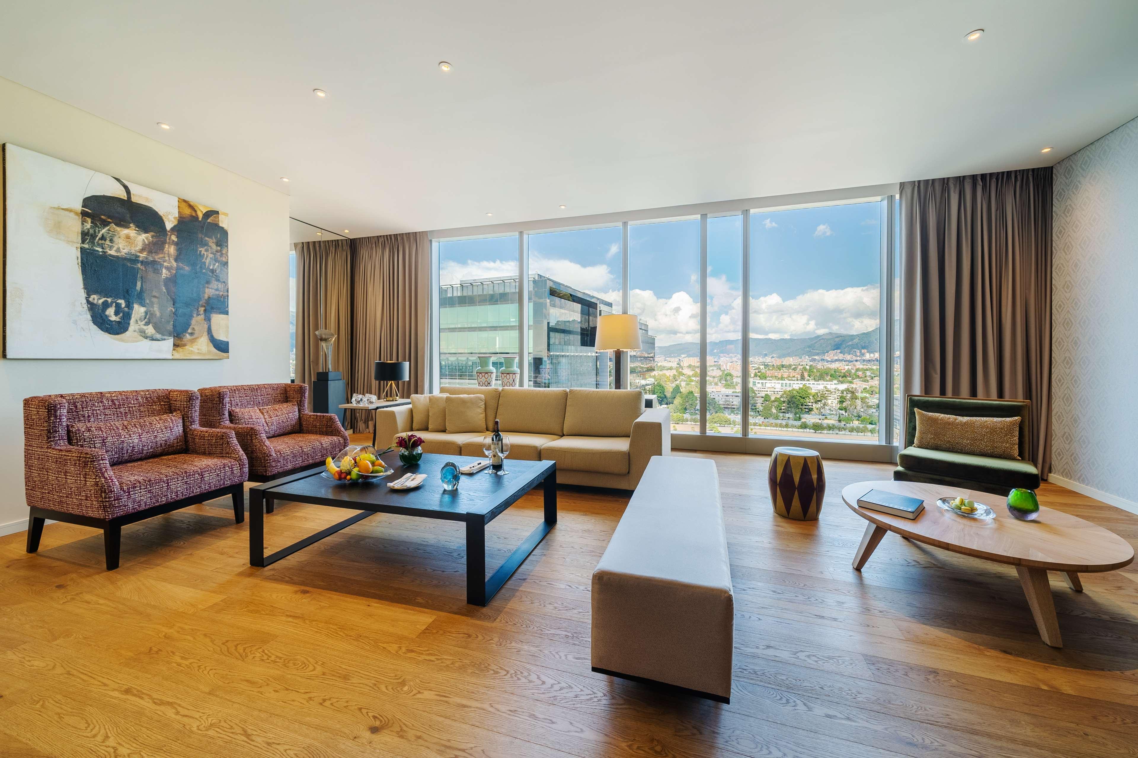 Grand Hyatt Hotel 5*