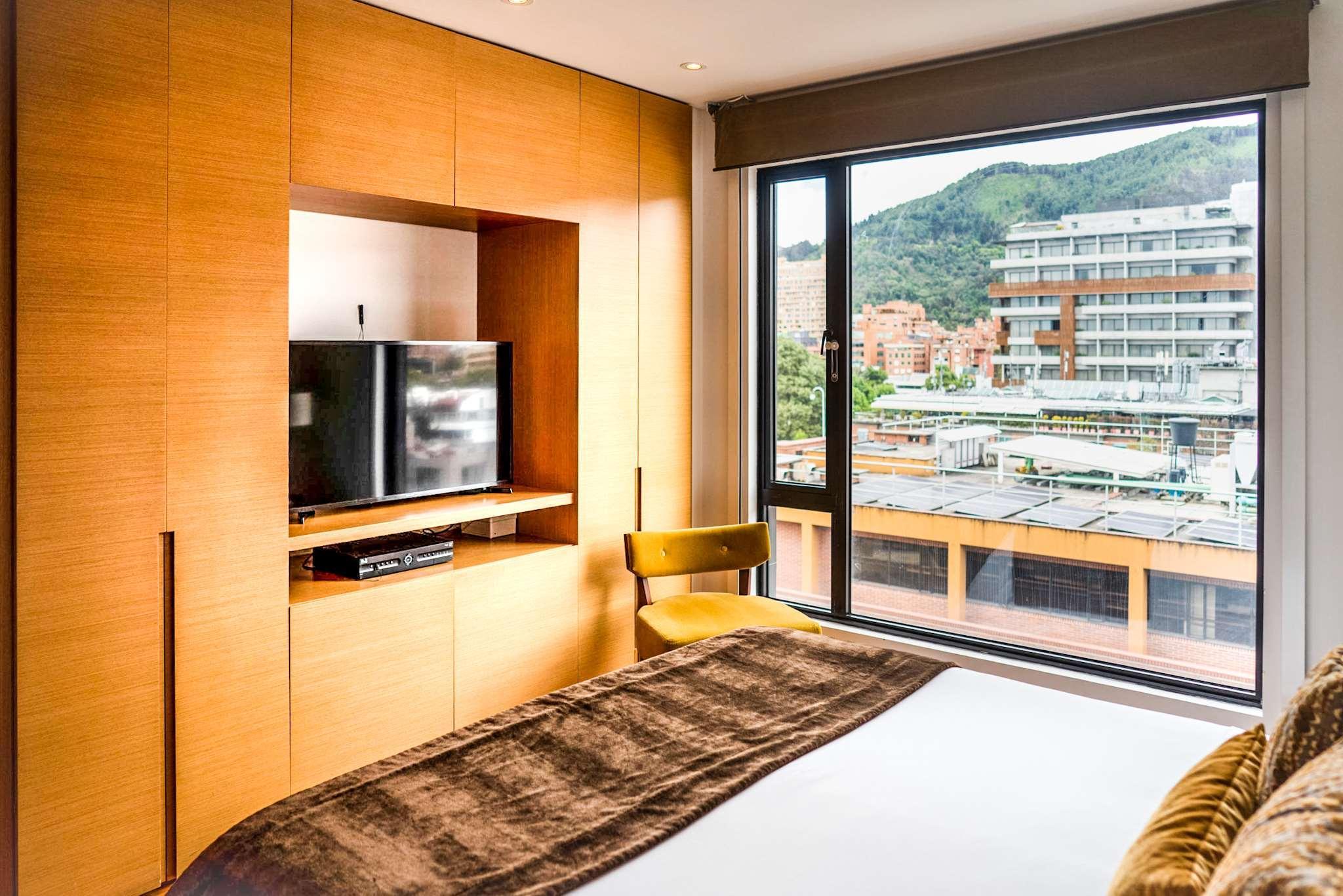 93 Luxury Suites&residences