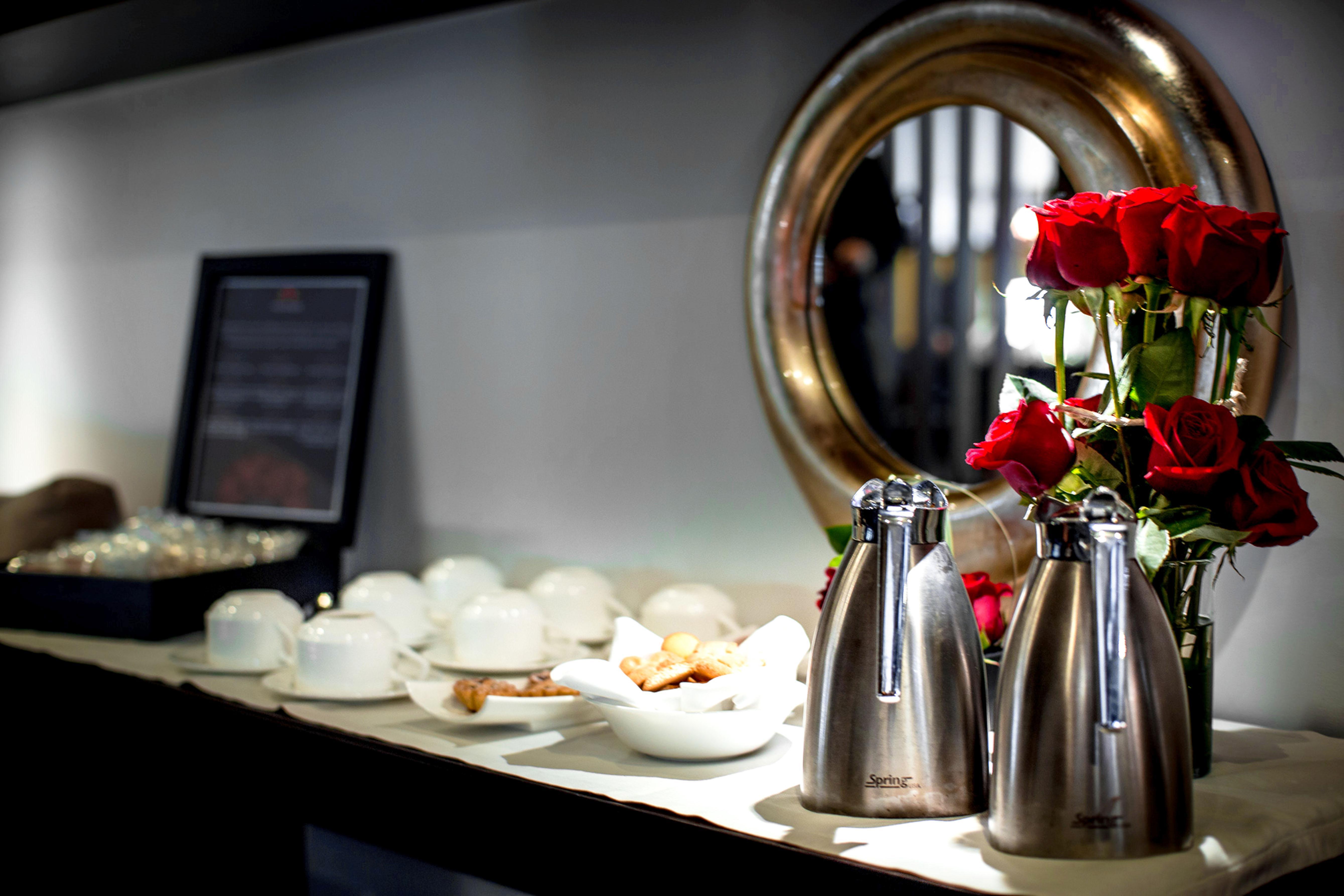 93 Luxury Suites&residences 5*