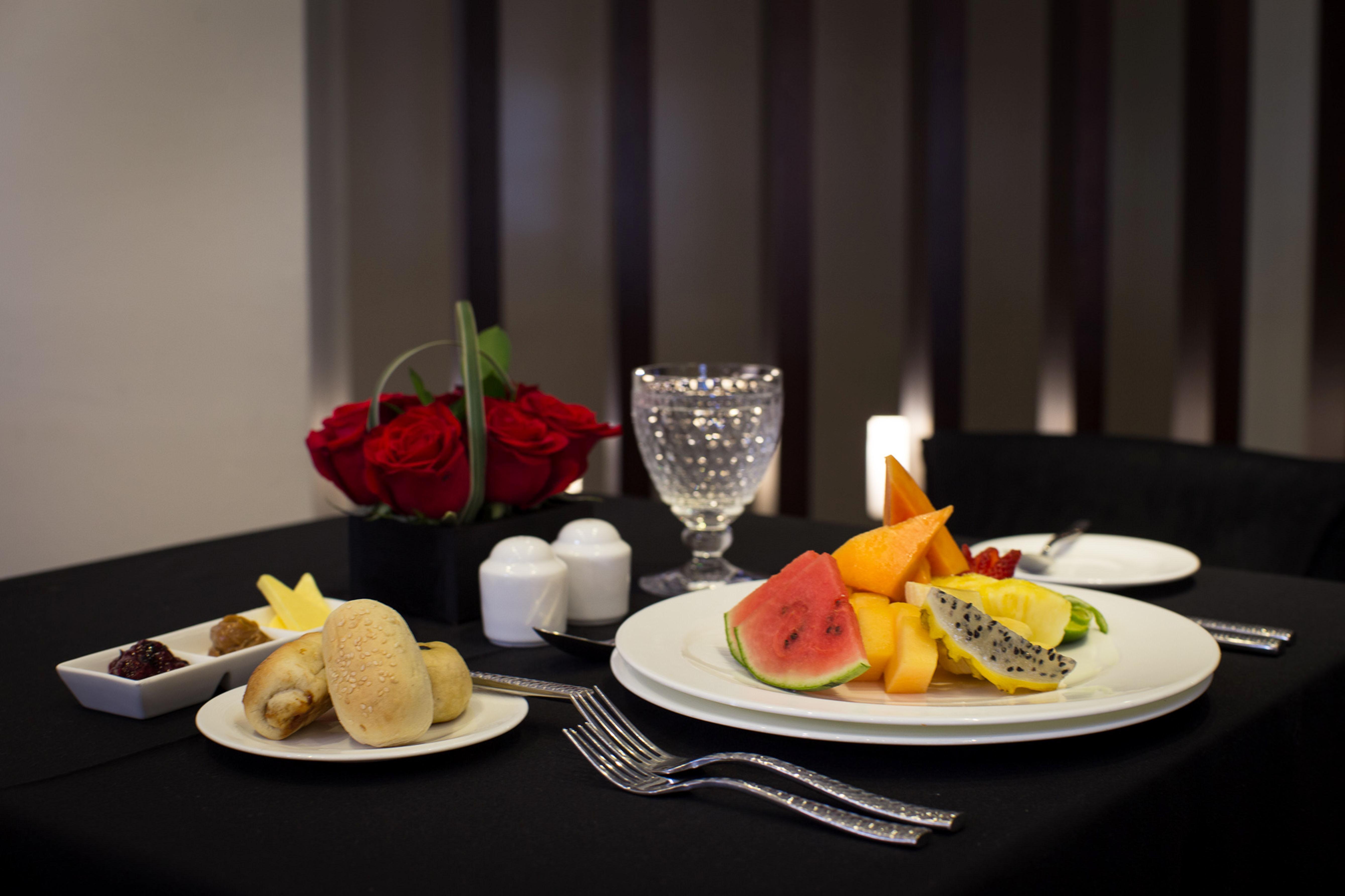 93 Luxury Suites&residences Apartahotel 5*