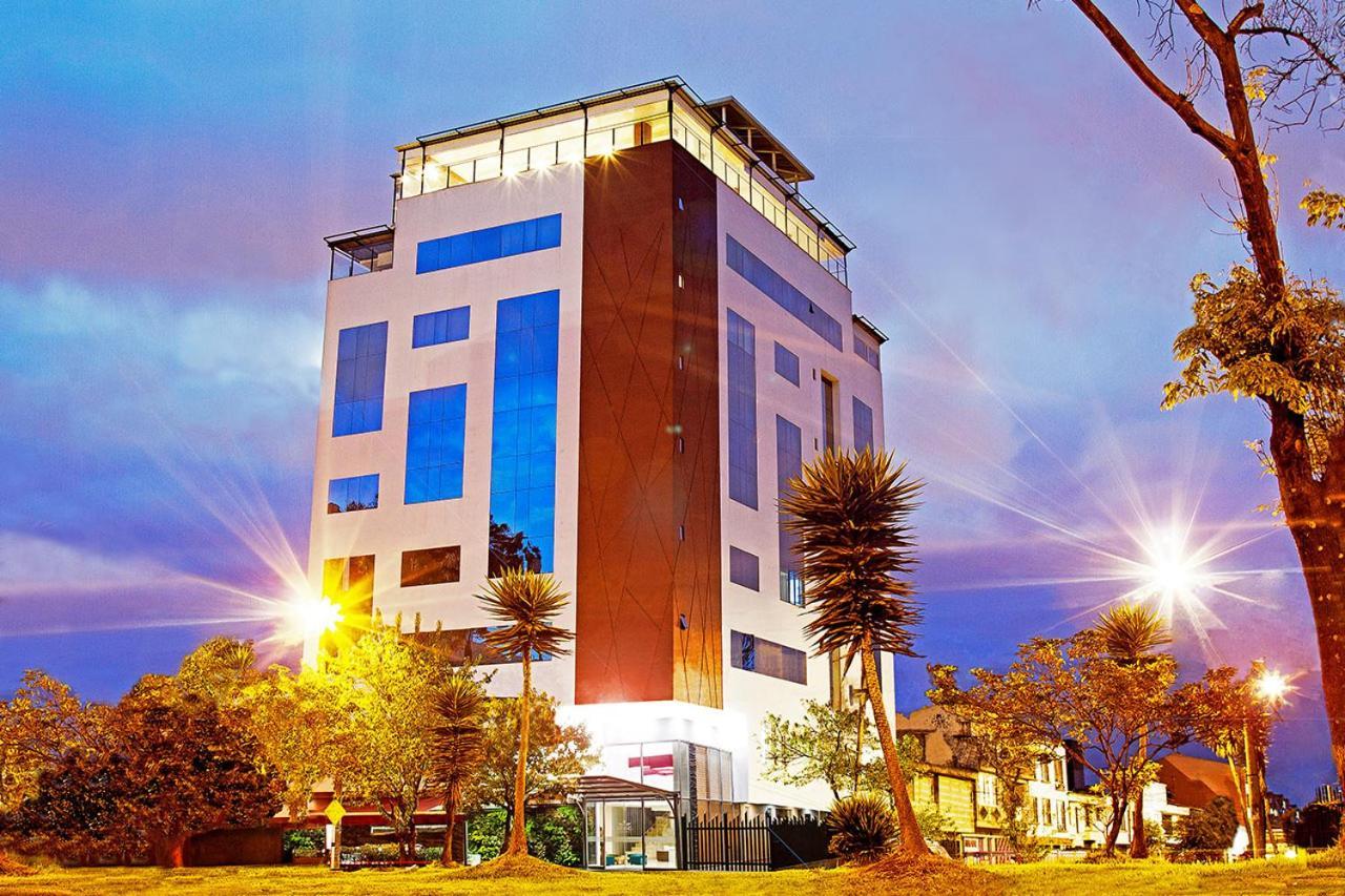 Hotel Sm Grand Bogotá