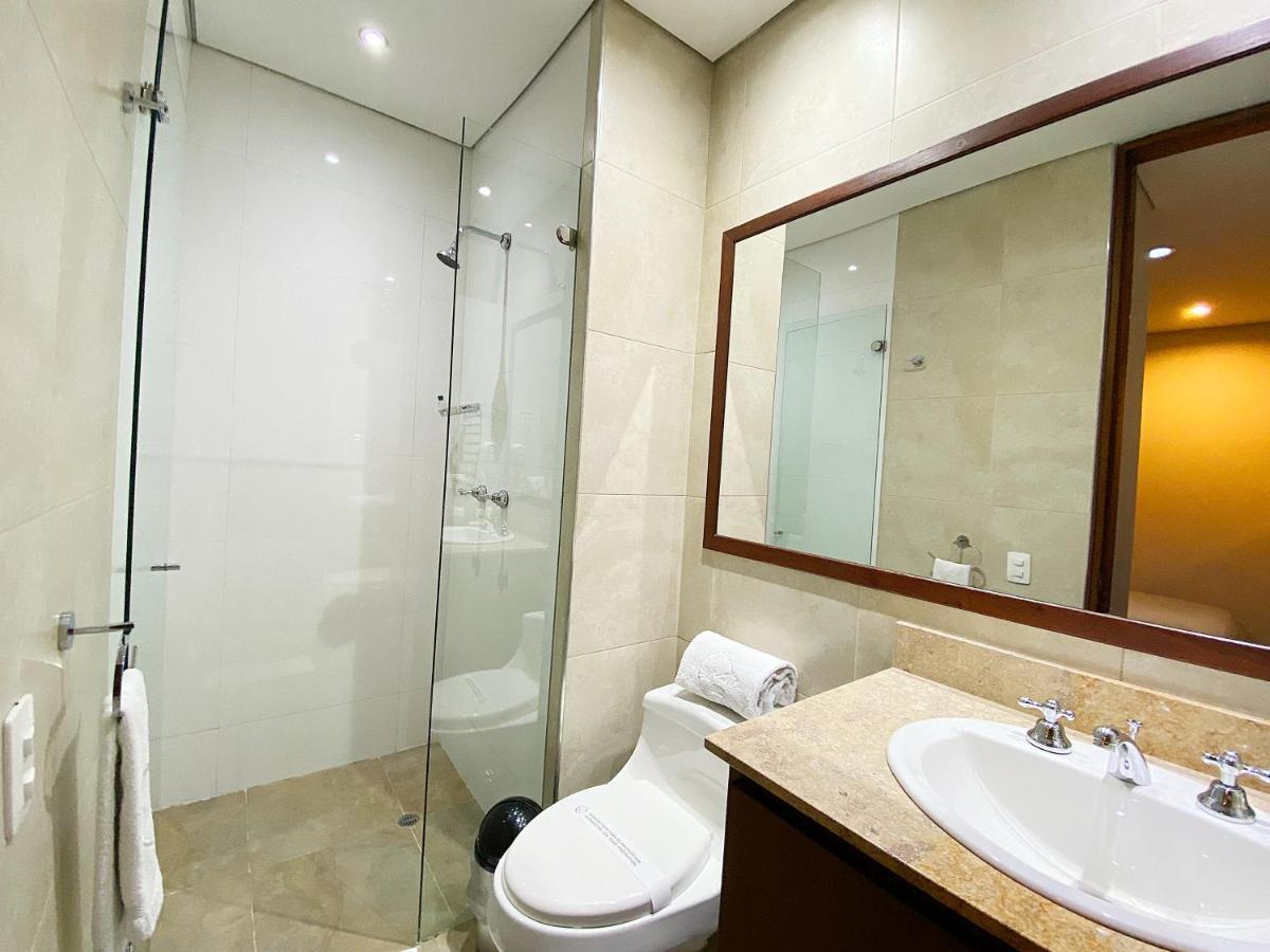 Apartasuites Bellhouse Apartahotel