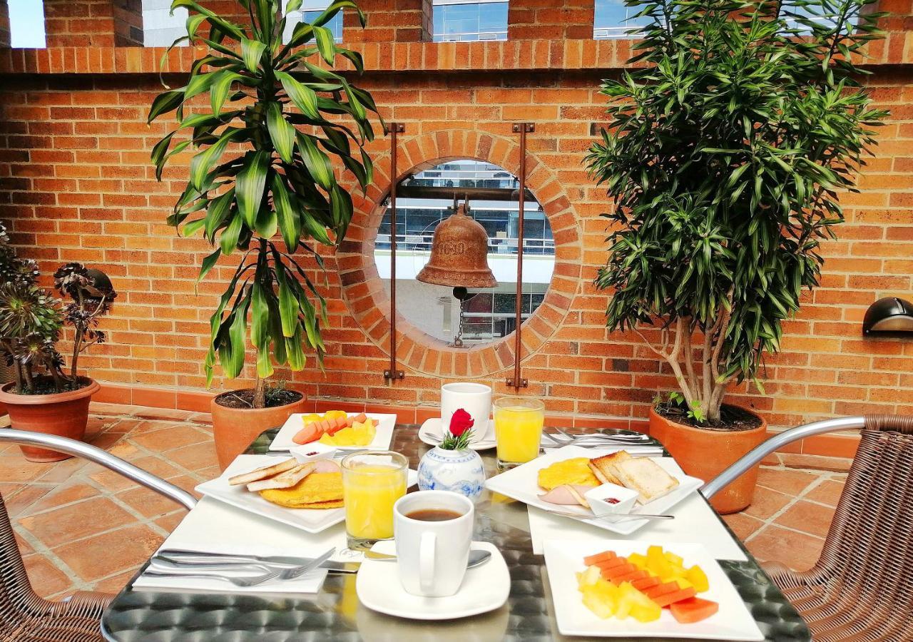 Apartasuites Bellhouse Apartahotel *