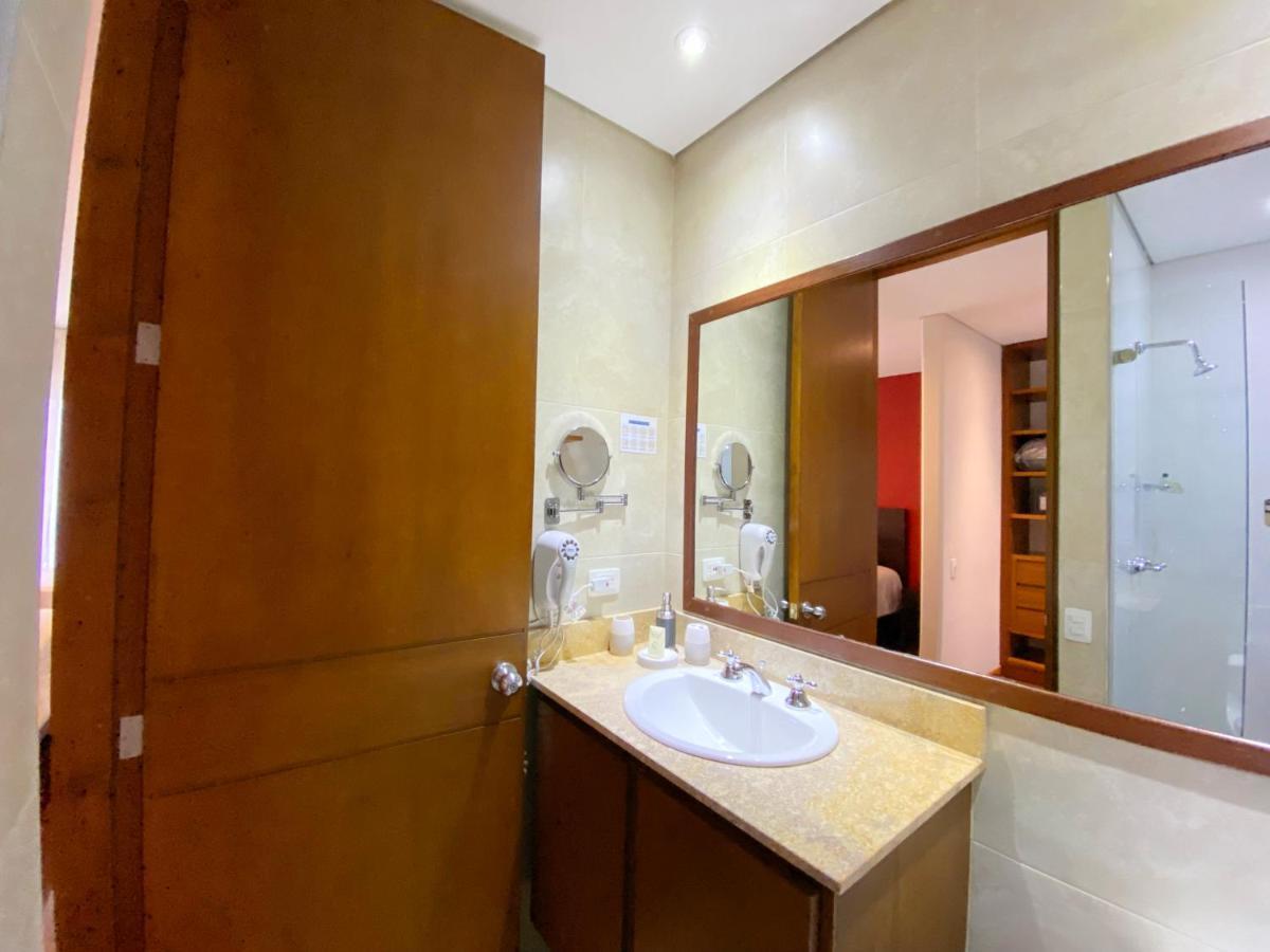 Apartahotel Apartasuites Bellhouse *