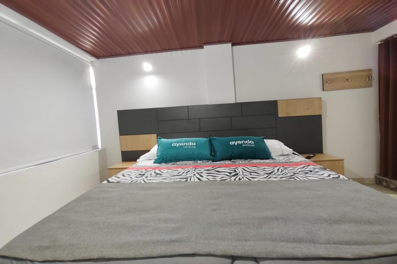 Ayenda Gold House Hotel