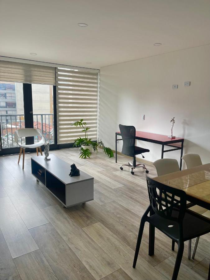Amplio Iluminado Comodo, 3 Internet Apartamento
